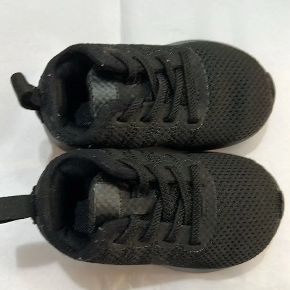 Nike Black pull on sneakers size 4C NWOT